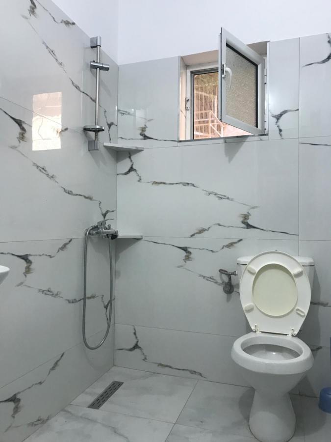 Apartament Roisin Sarandë Exterior foto